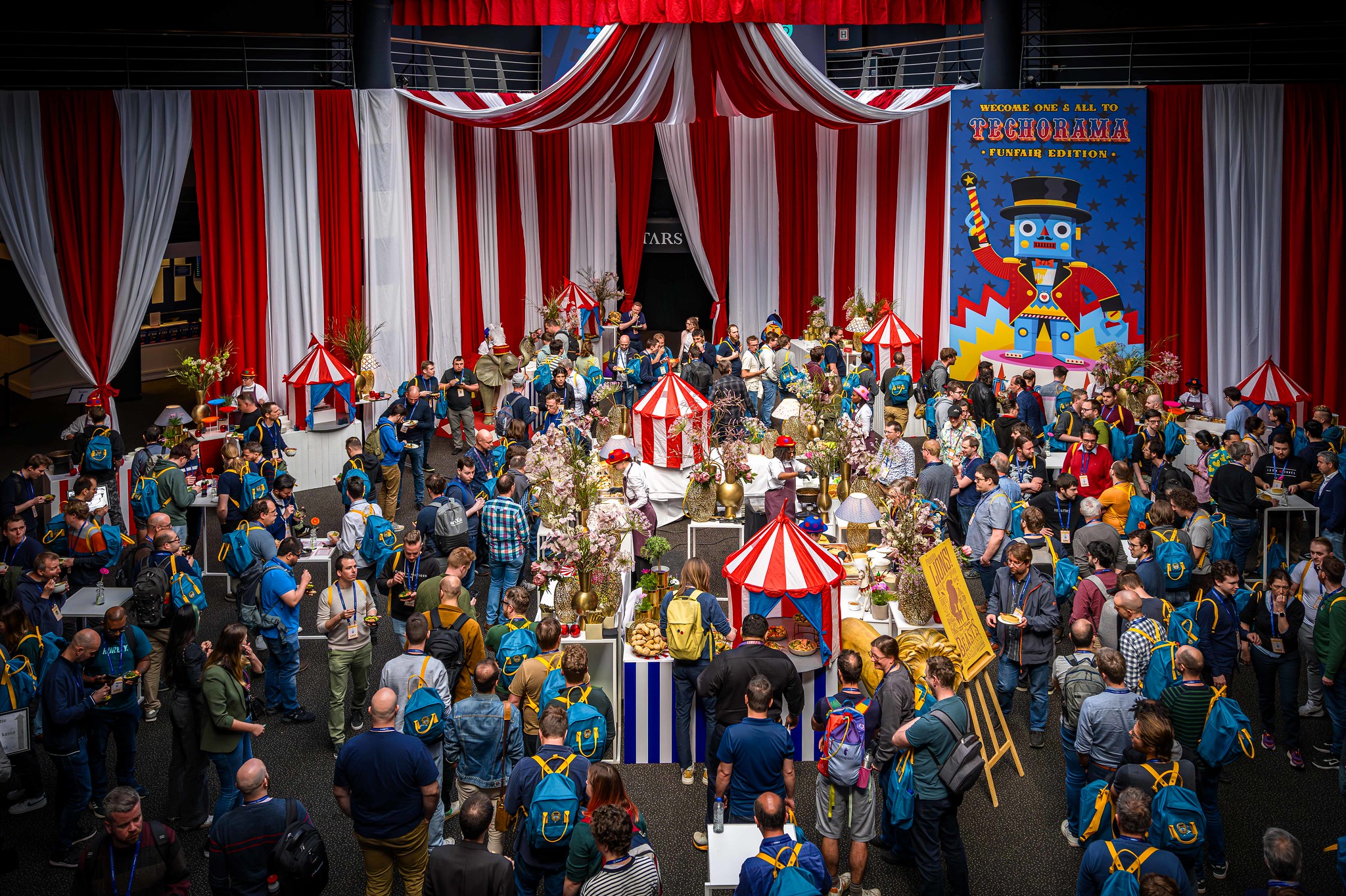 Entrance overview 